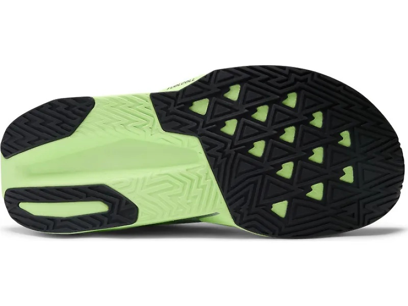 New Balance FuelCell Rebel v5 - 4