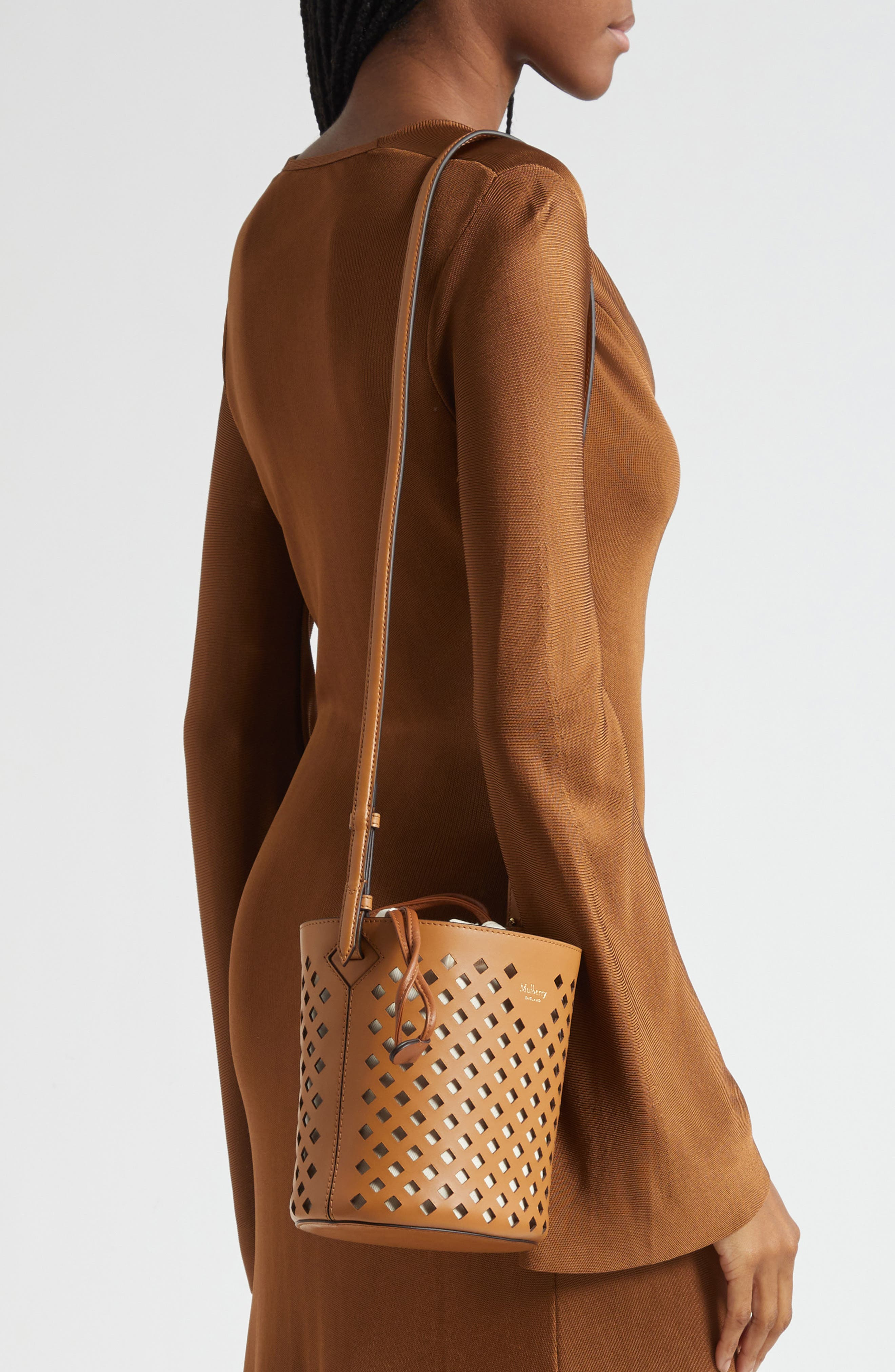 Mulberry Diamond Perforated Leather Bucket Bag in Toffee at Nordstrom - 2