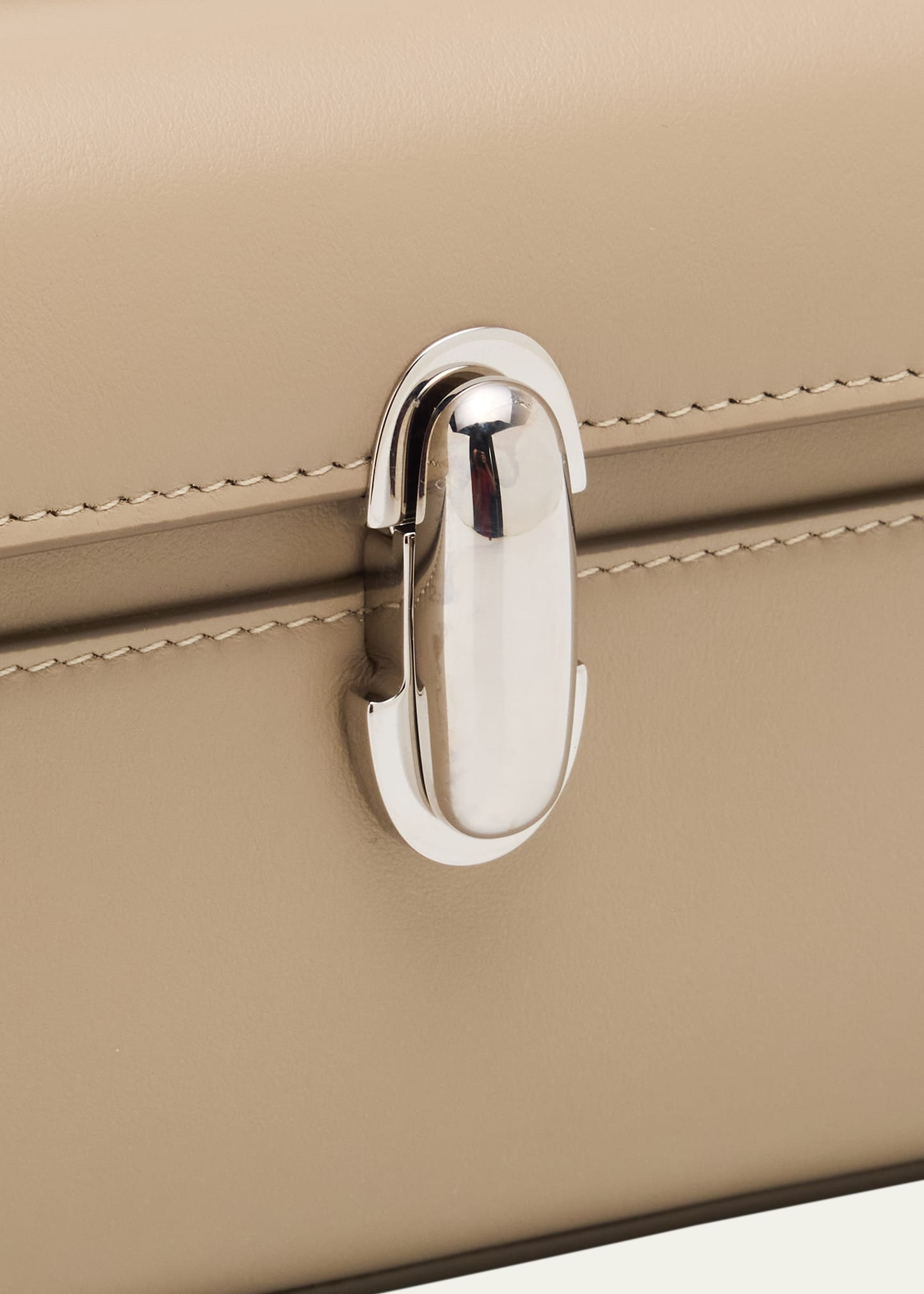 The Symmetry 19 Bag - 5
