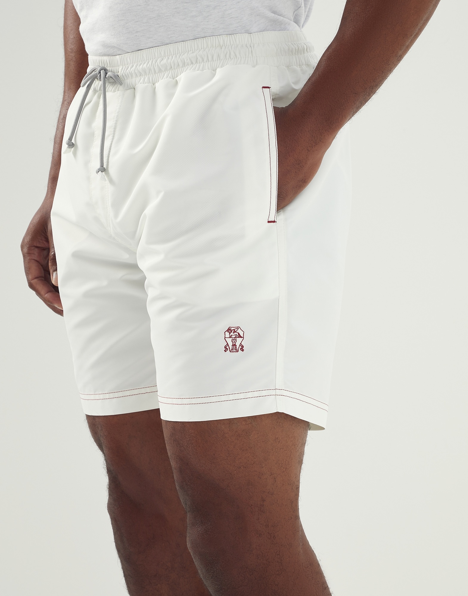 Swim shorts with contrast stitching - 3