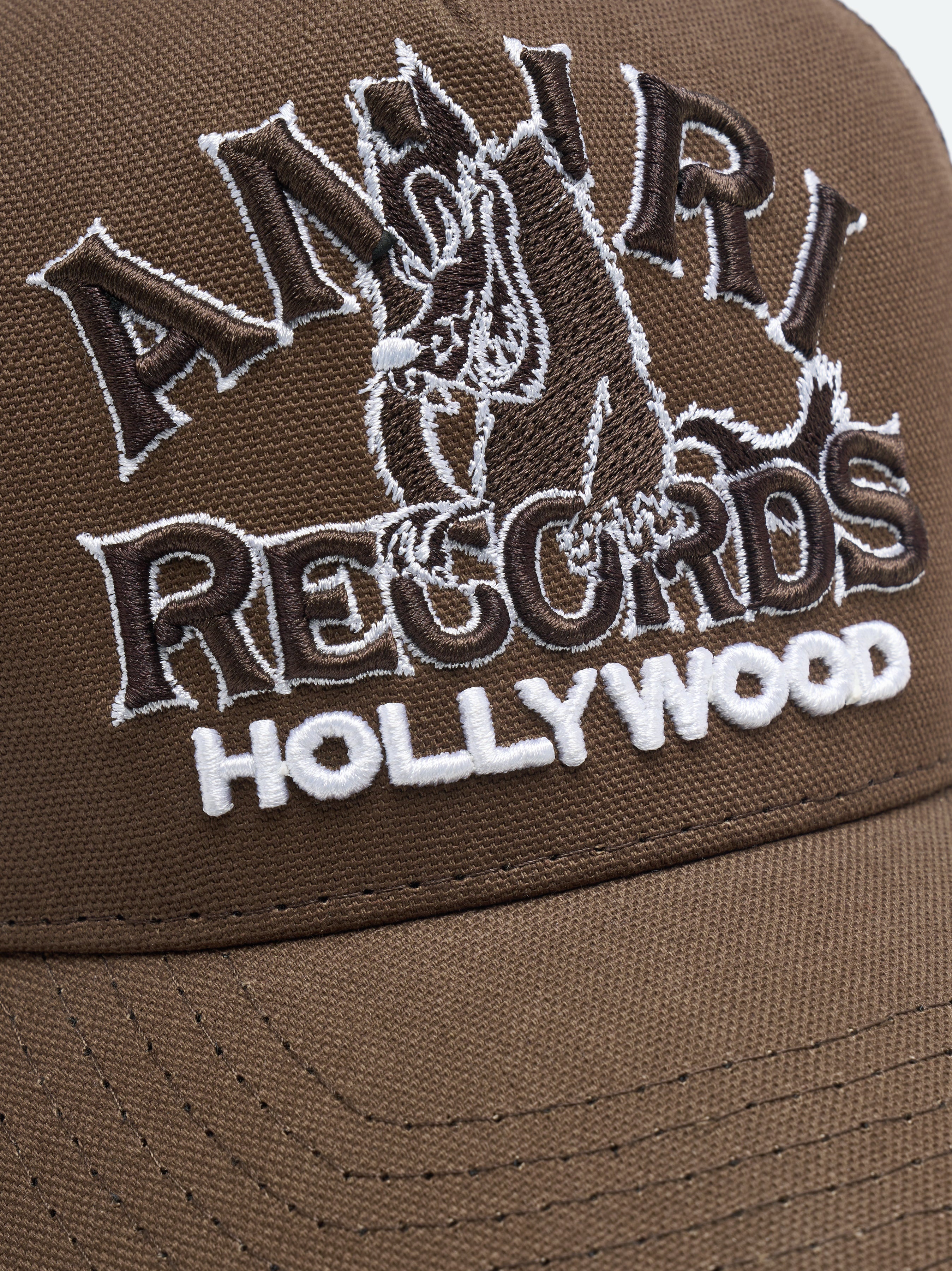 WOLF LOGO TRUCKER HAT - 4