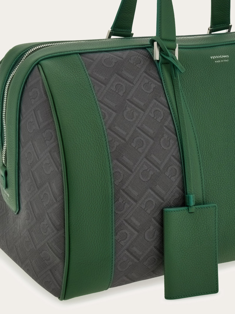 Bicolor duffel bag 8