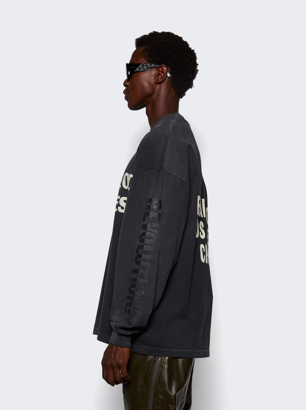 Relaxed Long Sleeve Disciple Tee Black - 3