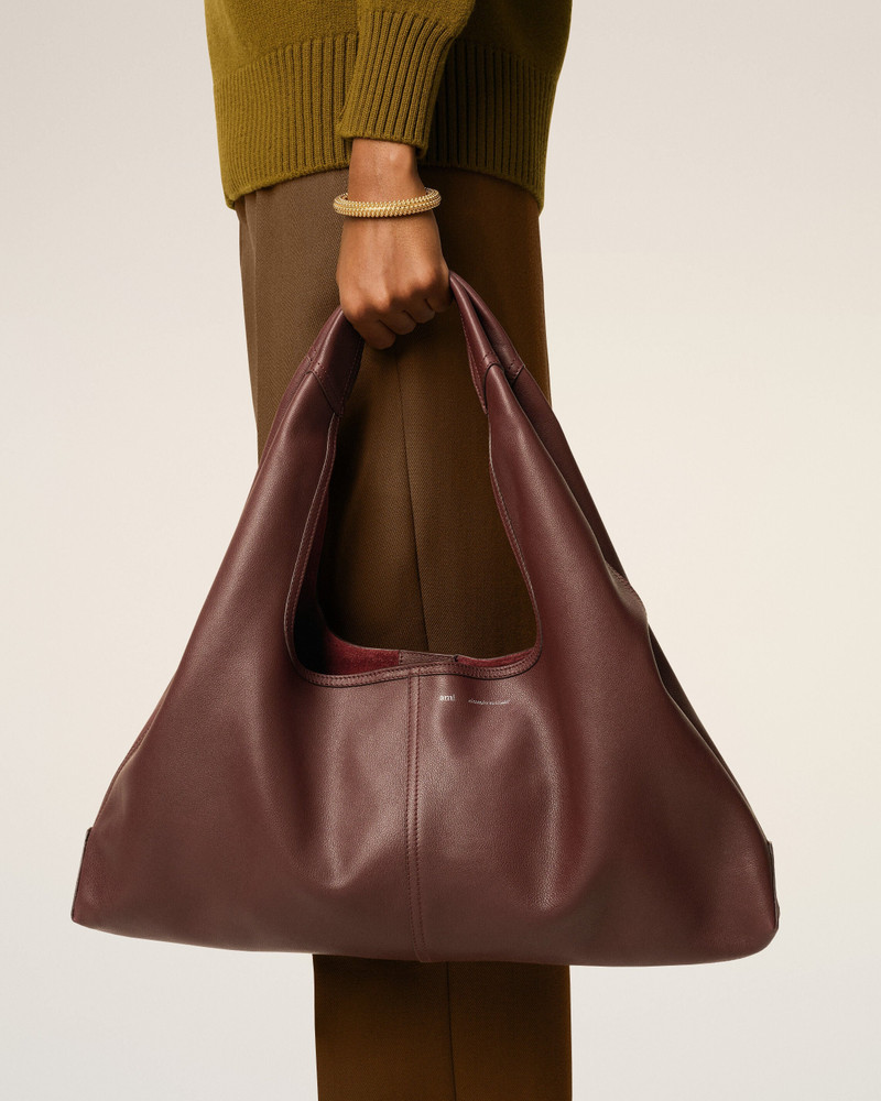AMI Paris BURGUNDY SUPPLE LEATHER ETIENNE SHOULDER BAG outlook
