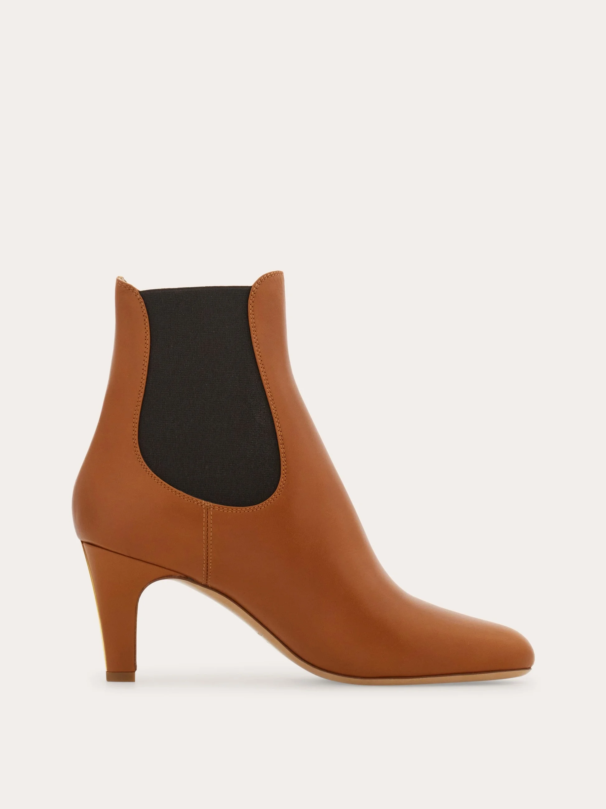 Mid heel Chelsea boot - 1