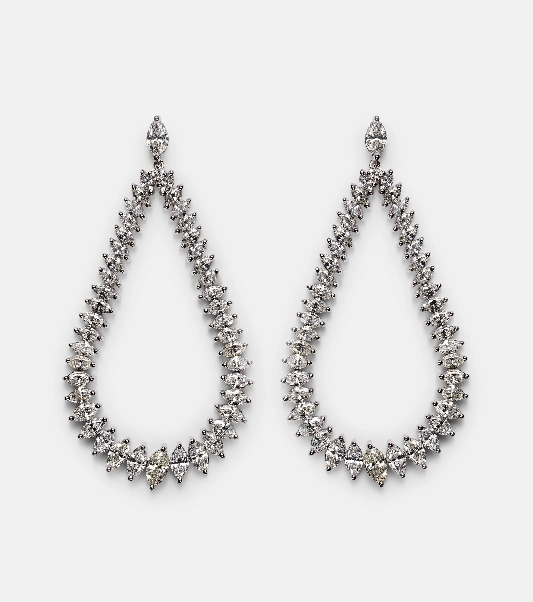 Swing 18kt white gold drop earrings with diamonds - 1