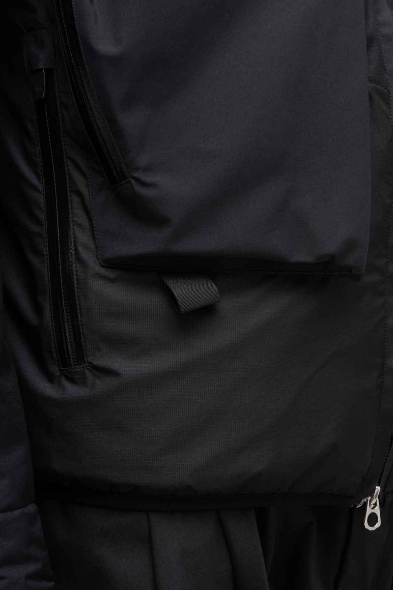 J83-WS Black 22