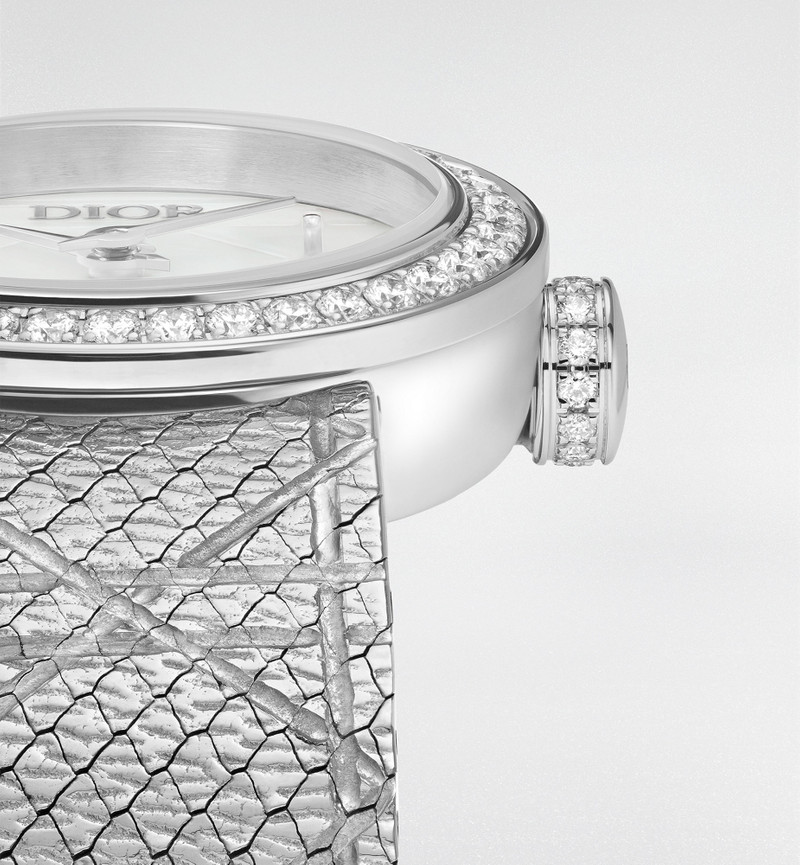 Dior La Mini D My Dior outlook