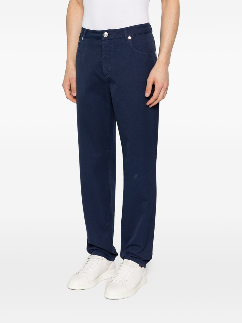 logo jeans 3