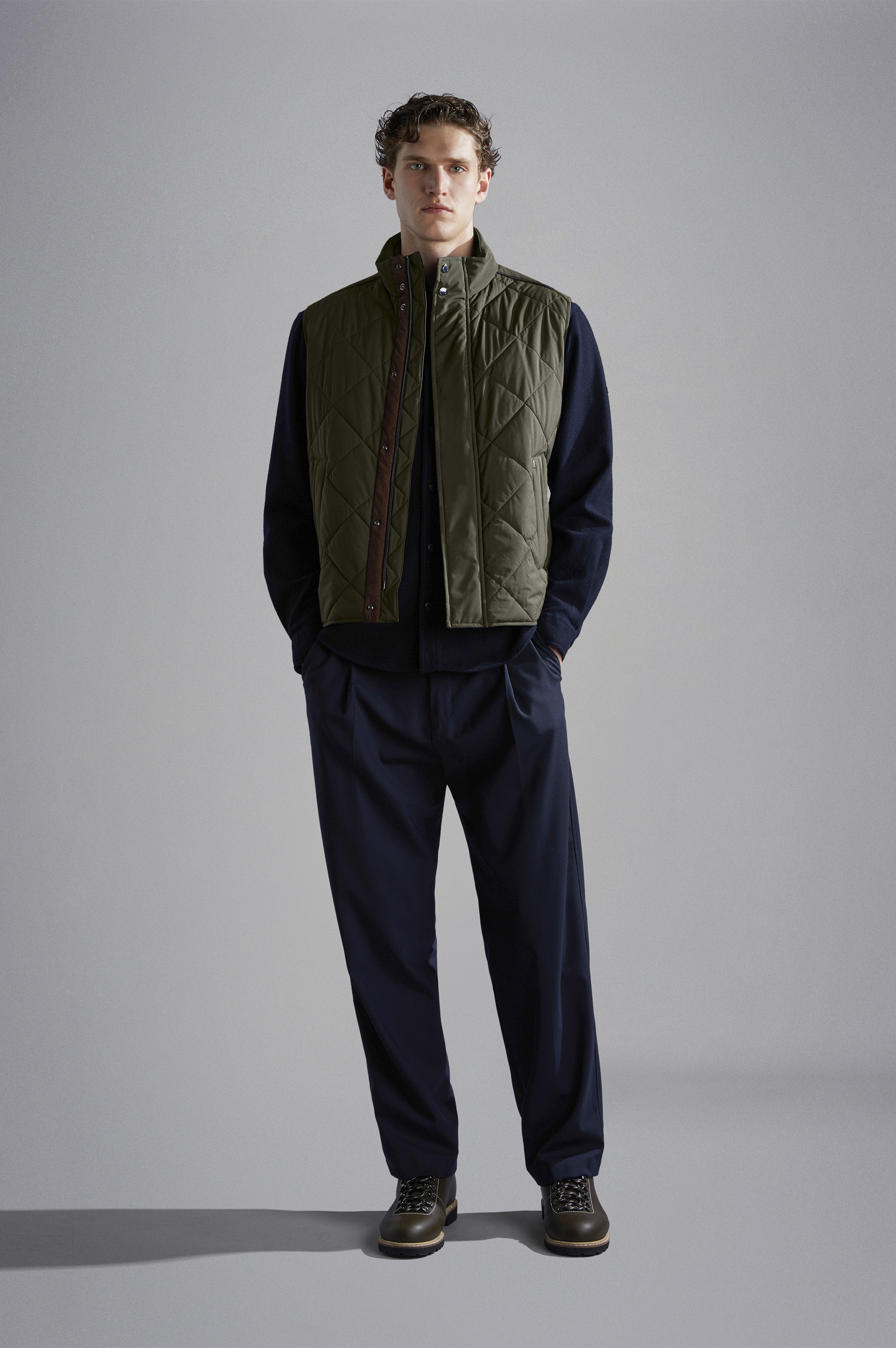 QUILTED VEST WITH ALCANTARA® DETAILS - 2