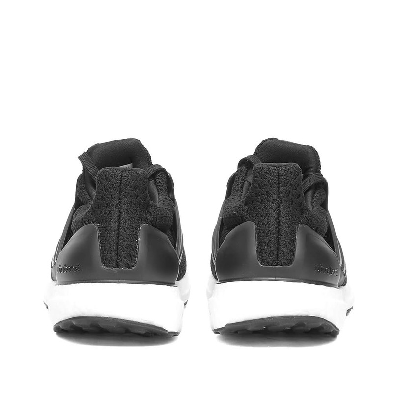 adidas Adidas Ultraboost 5.0 DNA outlook