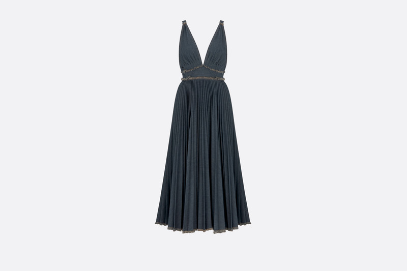 Mid-Length Pleated Dress 1
