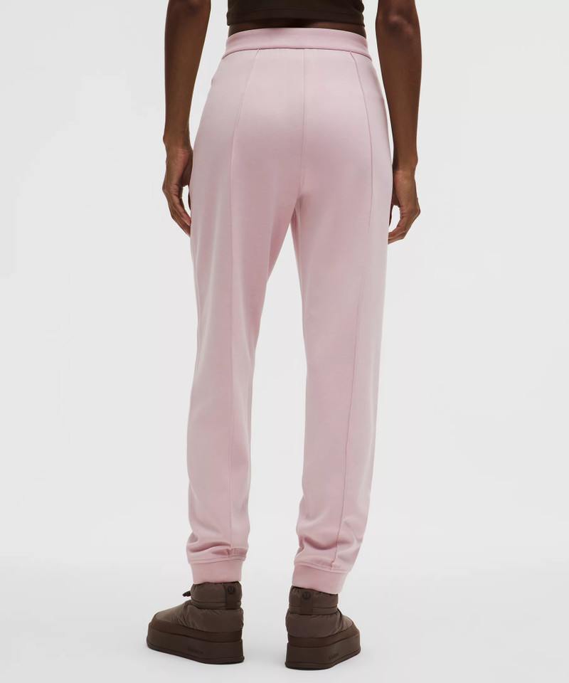 Softstreme Classic-Fit High-Rise Jogger 3