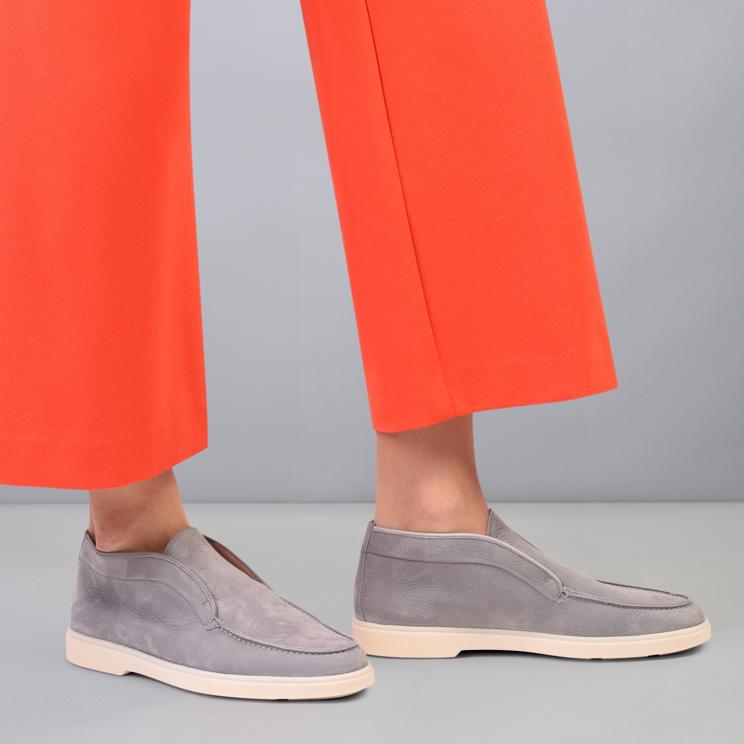 Women’s grey nubuck desert boot - 2