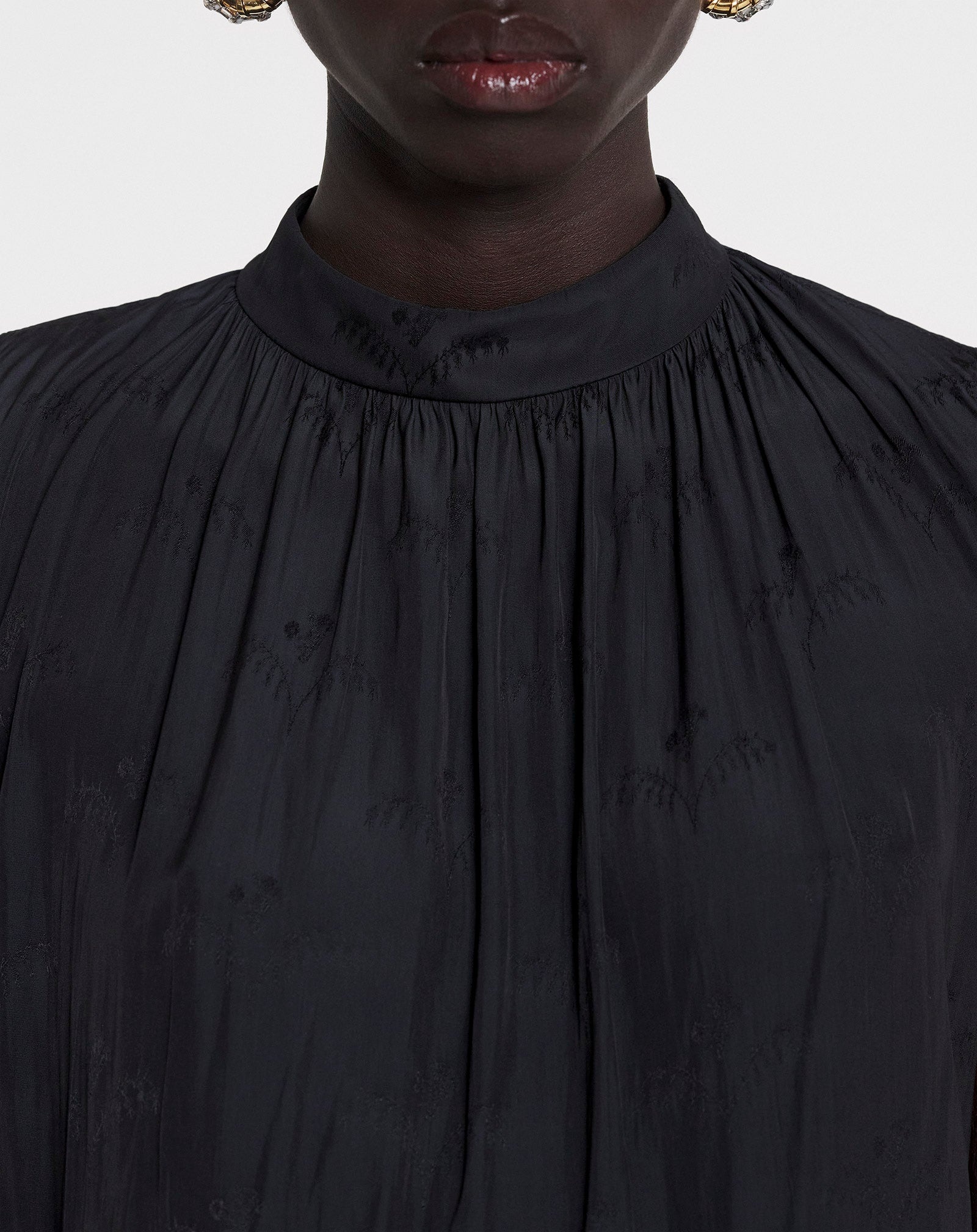 SLEEVELESS JACQUARD CHARMEUSE TOP - 5