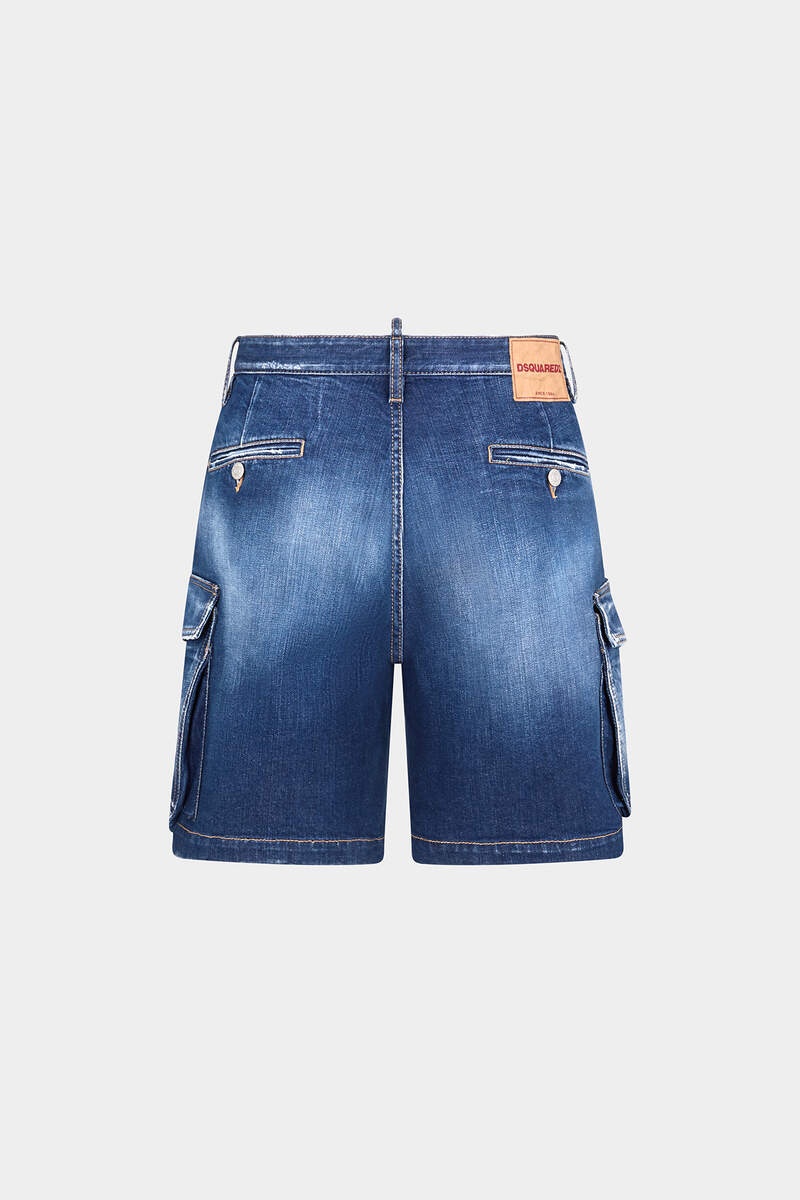 MEDIUM RIPPED KNEE WASH 64 TAG SHORTS - 2