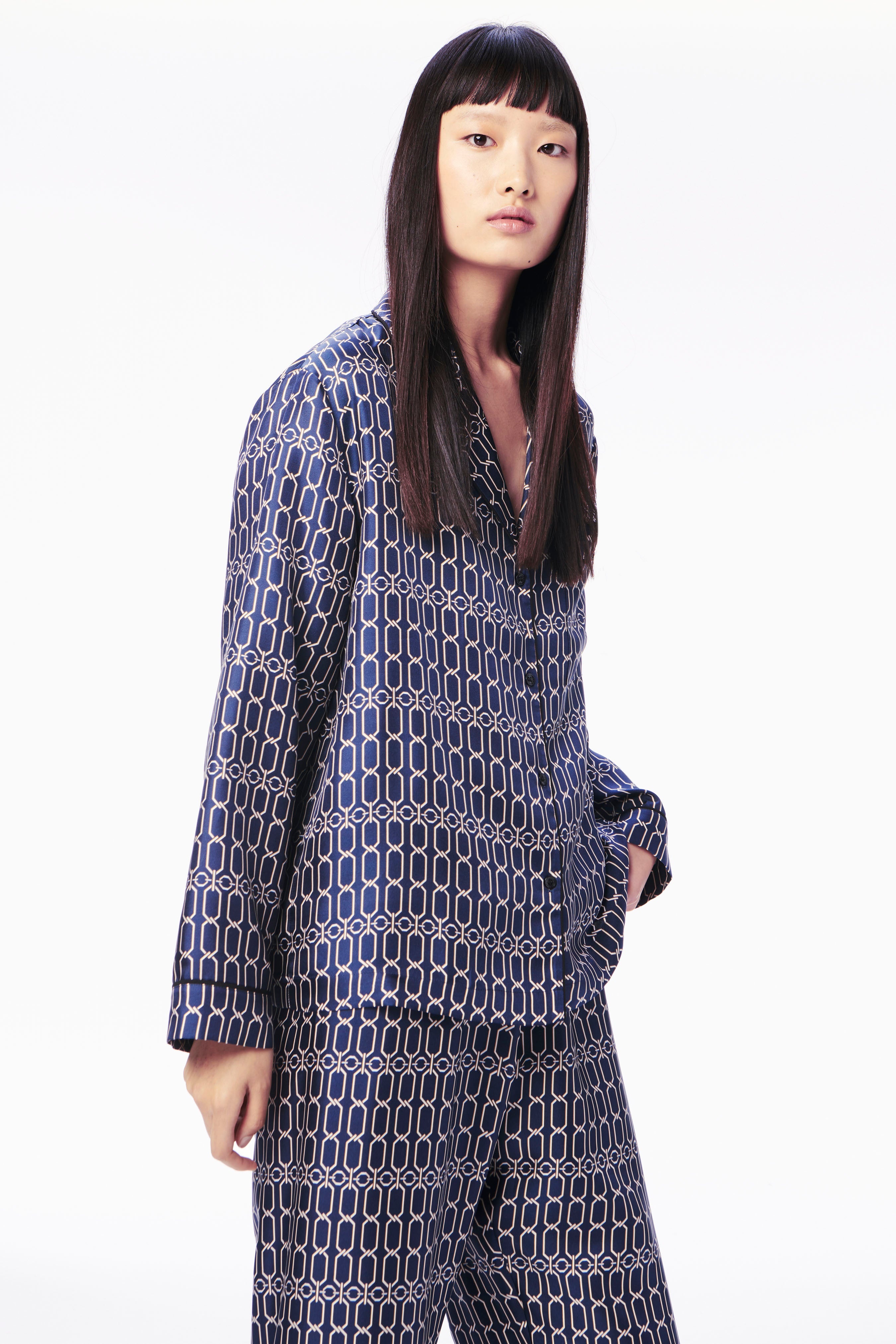 Chain Print Pyjama Set in Navy - 3