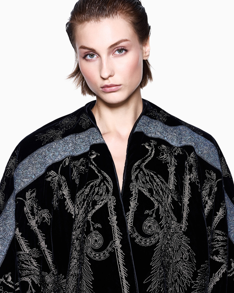 EMBROIDERED VELVET CAPE 4