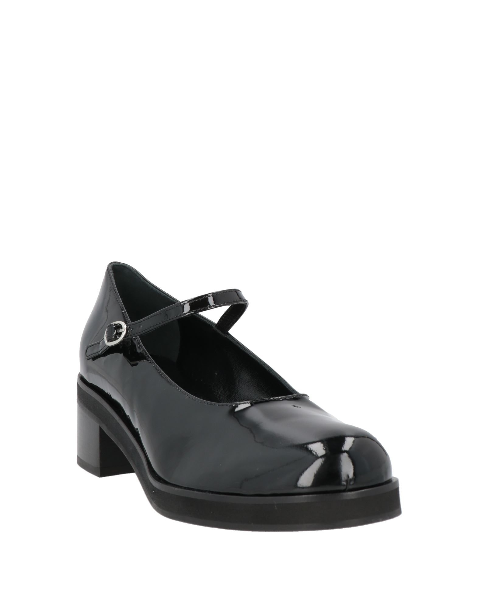 Black Women's Pump - 2