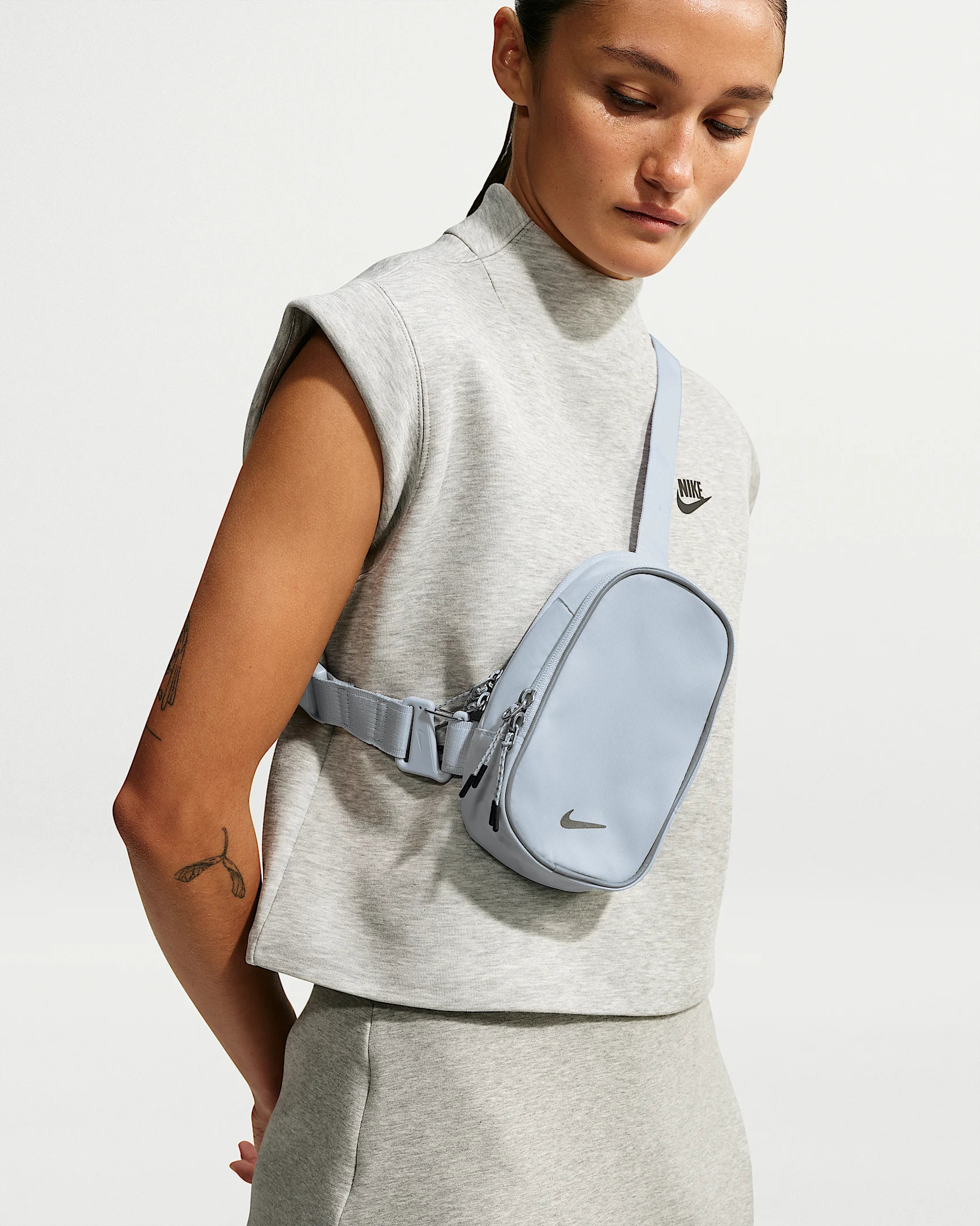 Nike Commute Crossbody Bag (1L) - 1