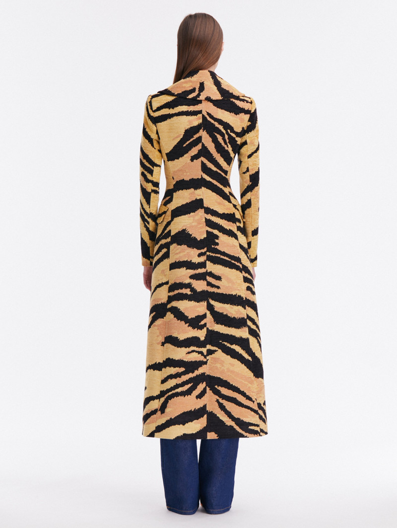 Oscar de la Renta CHENILLE TIGER JACQUARD COAT outlook