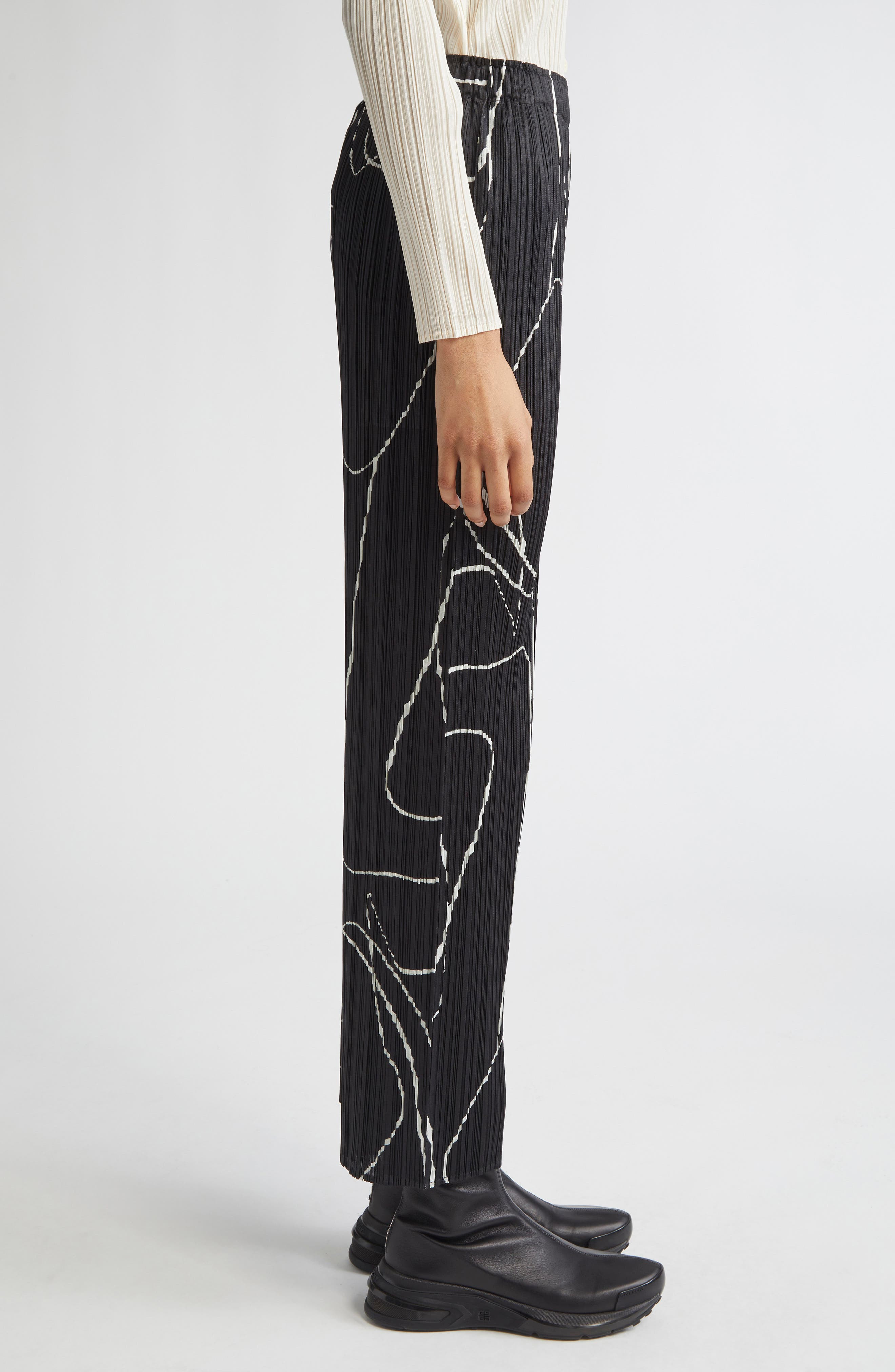 Pleats Please Issey Miyake Pause Pleated Pants in Black at Nordstrom - 4