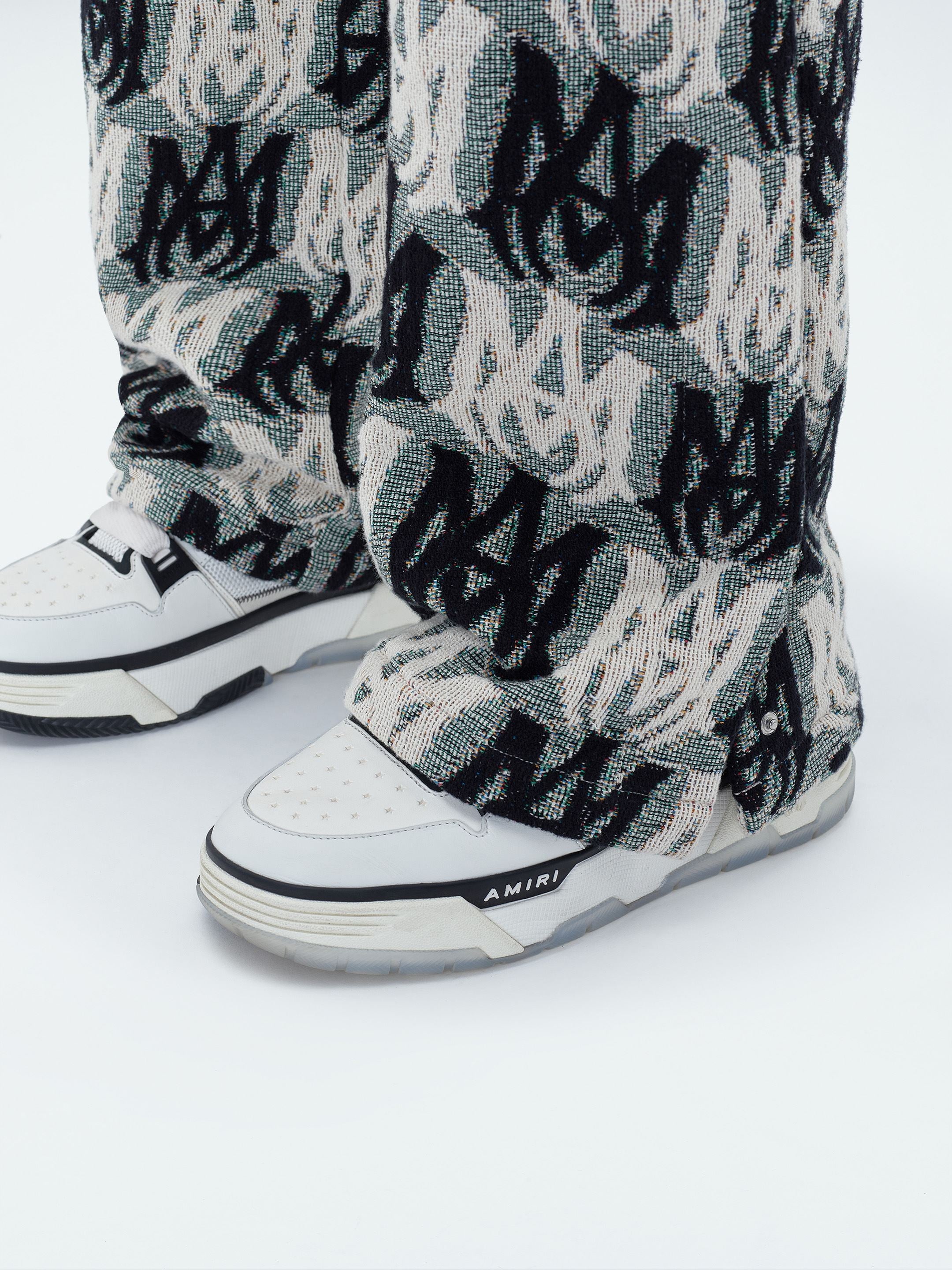 M.A. TAPESTRY CARGO FLARE PANTS - 7