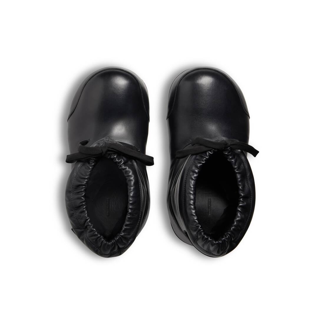 Women's Skiwear - Alaska Low Boot in Black - 6
