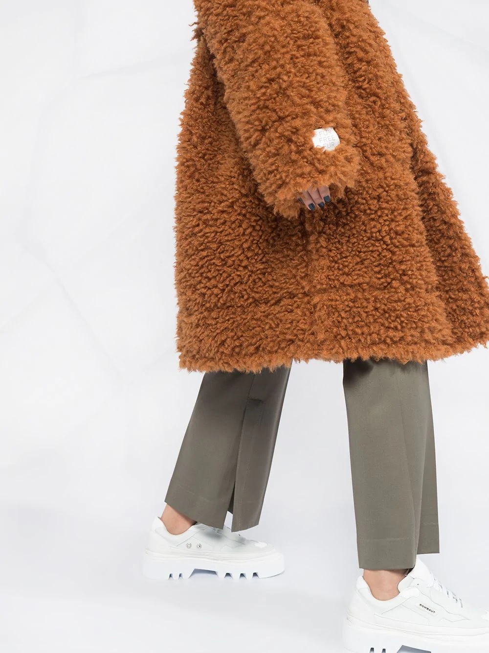 Genesis Fur Free Fur coat  - 5