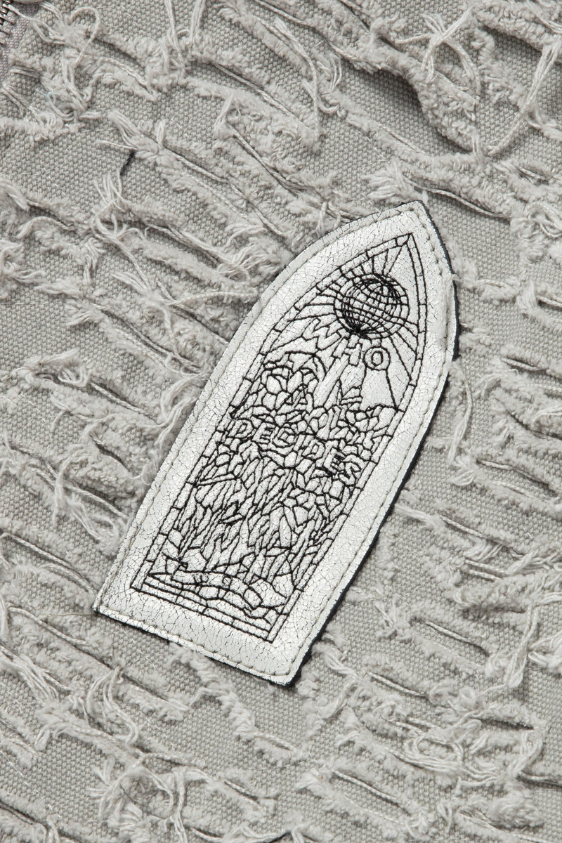 WHO DECIDES WAR HUSK ZIP UP outlook