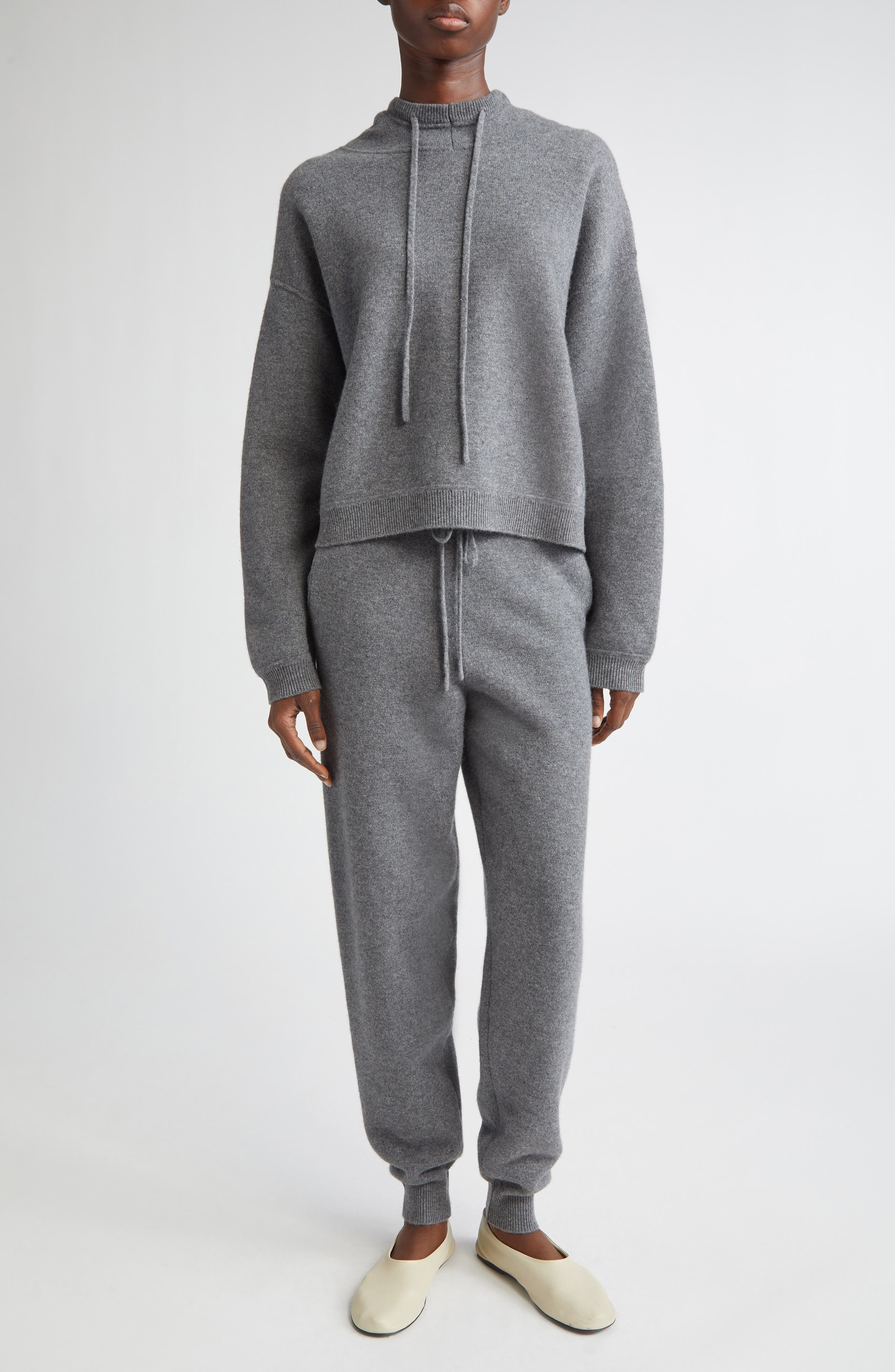 LOULOU DE SAISON Hespero Cashmere Joggers in Anthracite Melange at Nordstrom - 2