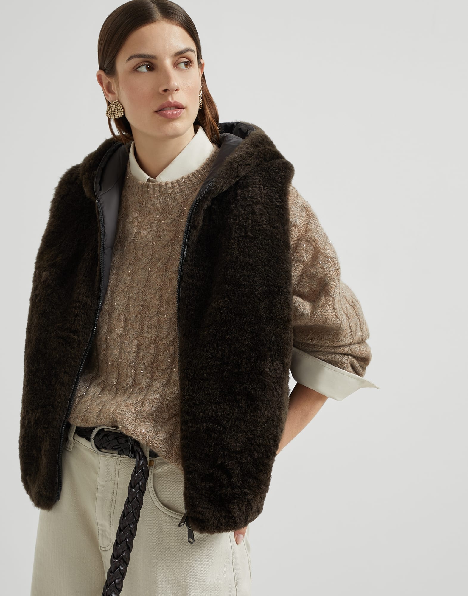 Cashmere shearling reversible hooded vest with precious trim - 4