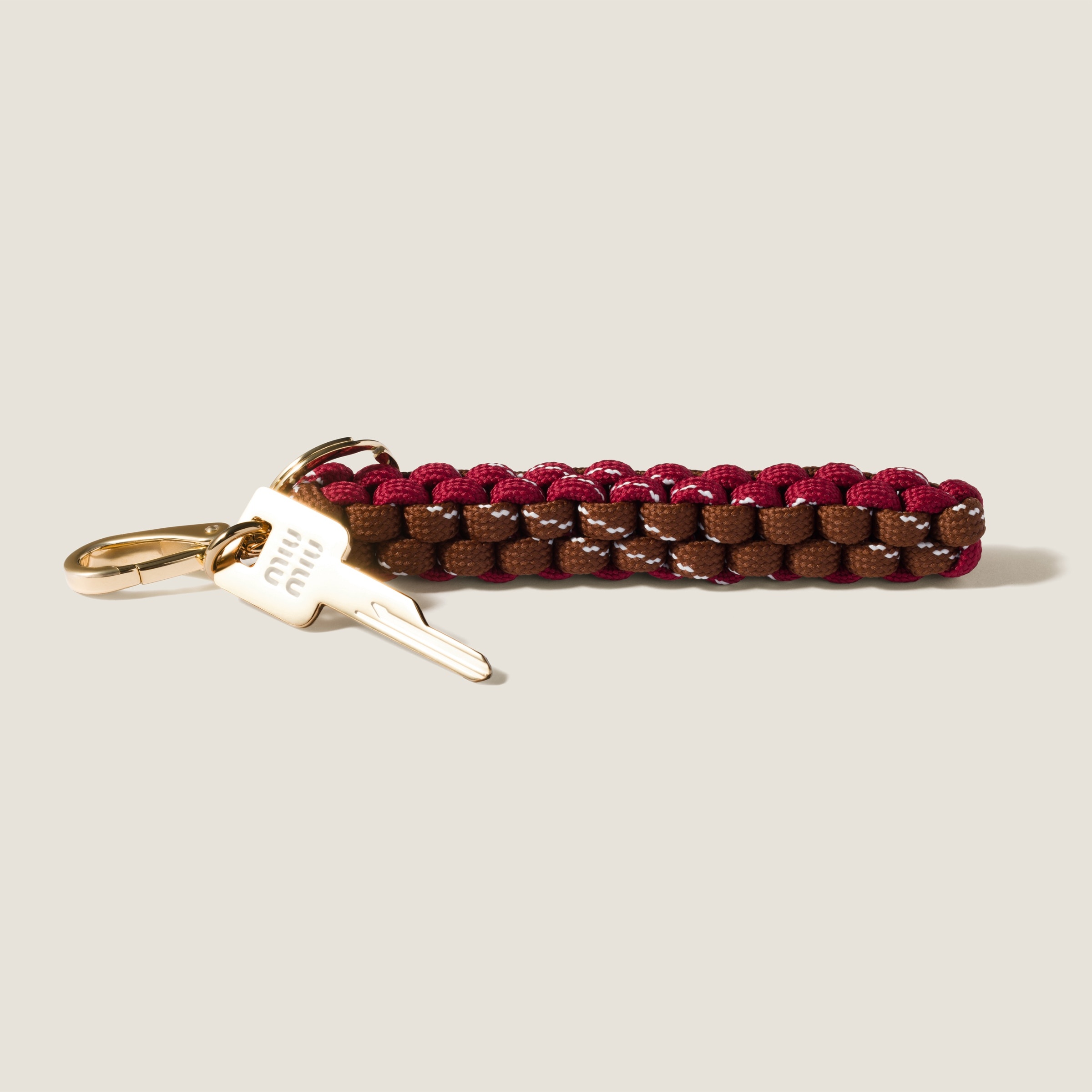Cord keychain trick - 2
