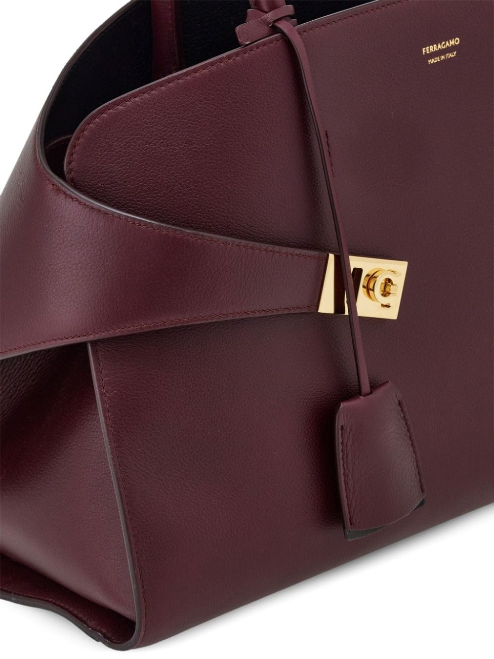 medium Hug leather tote - 6
