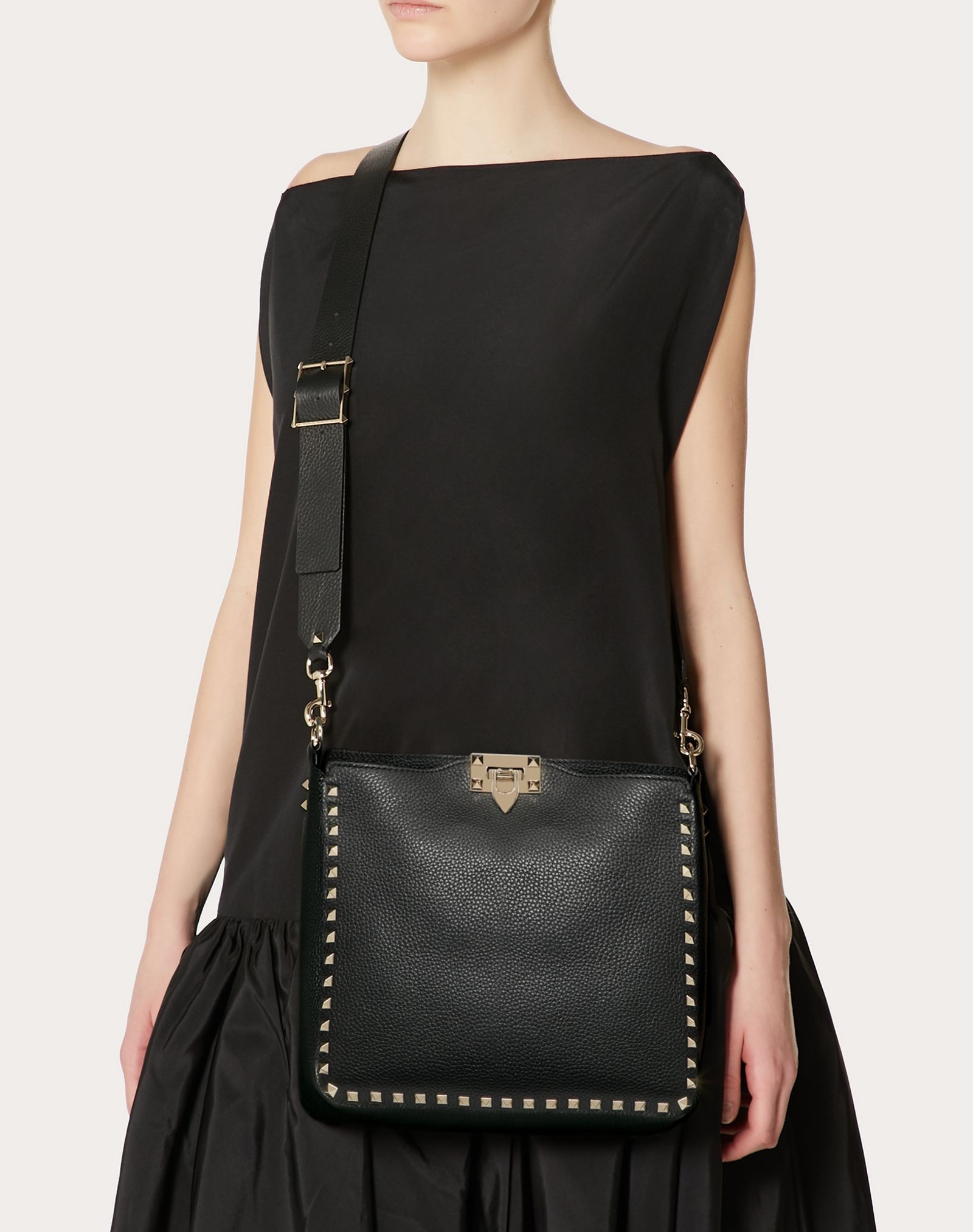 Small Rockstud Grainy Leather Hobo Bag - 6