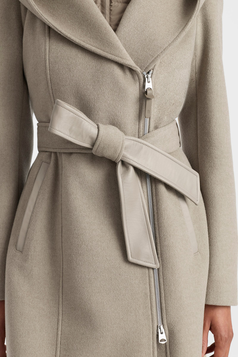 SHIA-SLBZ 2-in-1 double-face wool coat with removable bib 8
