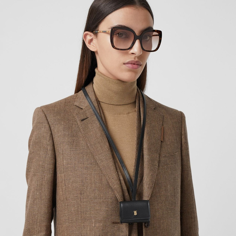 Leather AirPods Pro Case Lanyard 3