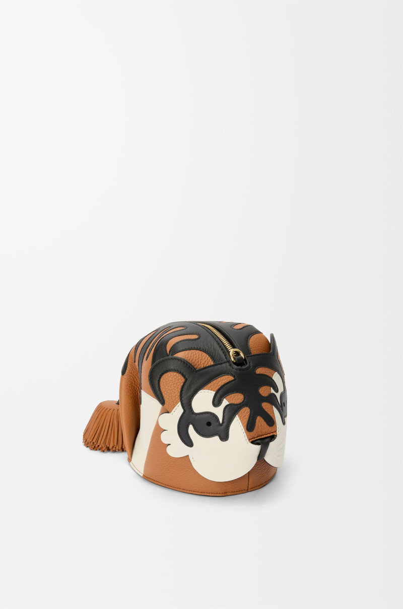 Tiger bag in calfskin 1