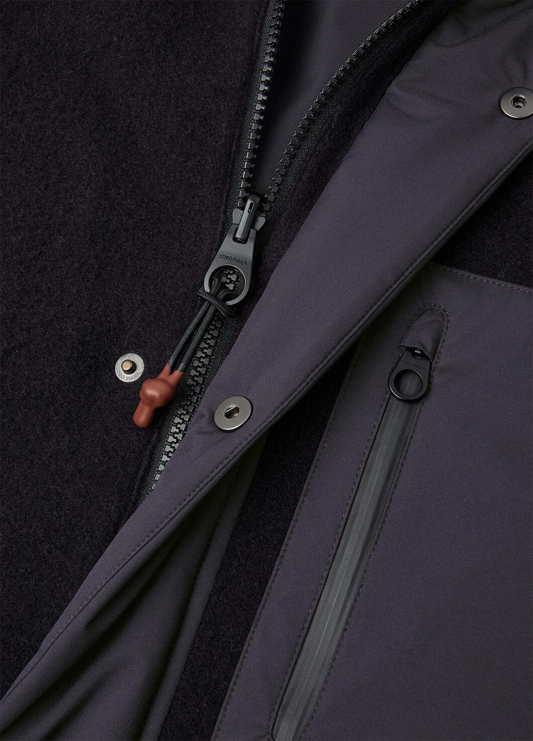 Apo Puffer Jacket - 3