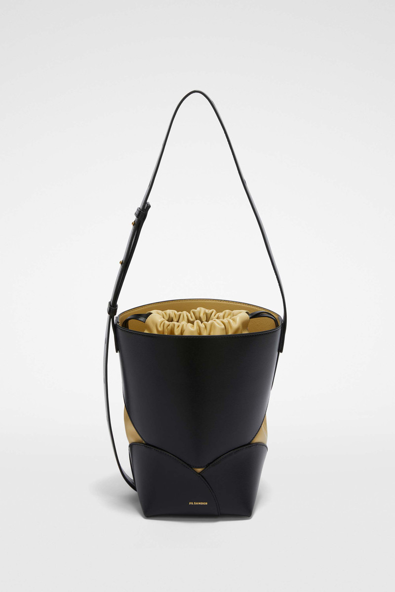 Curve Bucket Small 1
