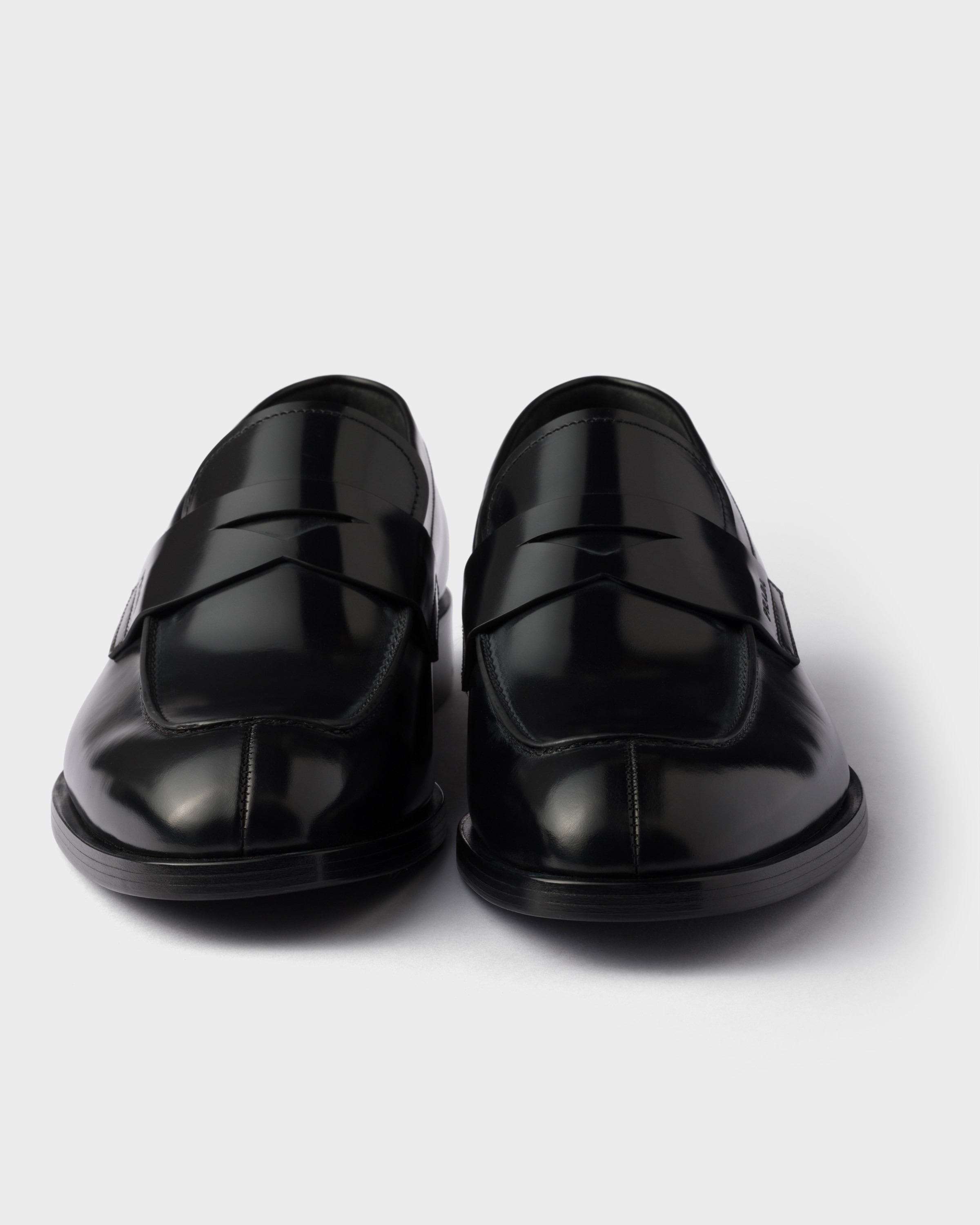 Brushed leather loafers - 6