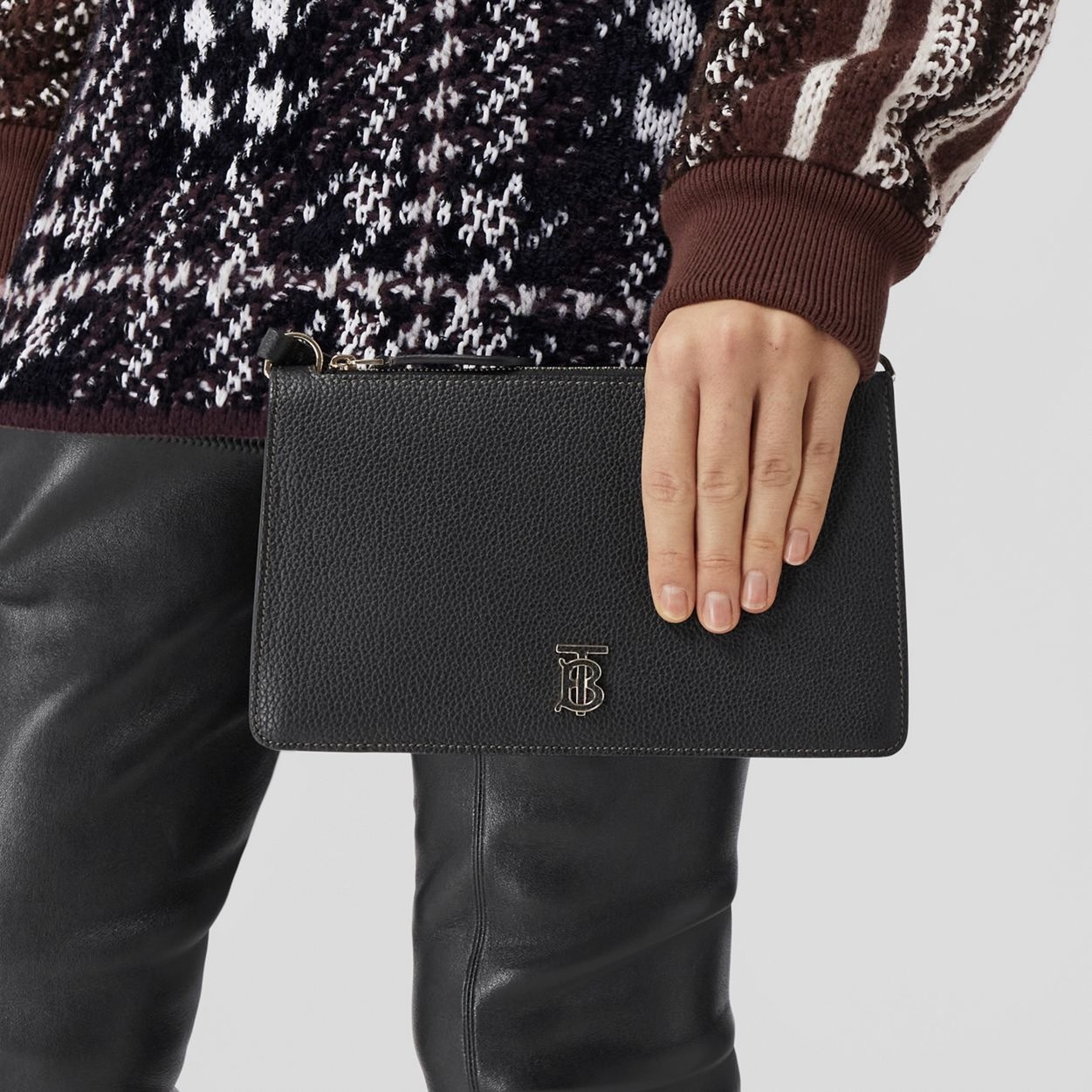Grainy Leather TB Pouch - 6