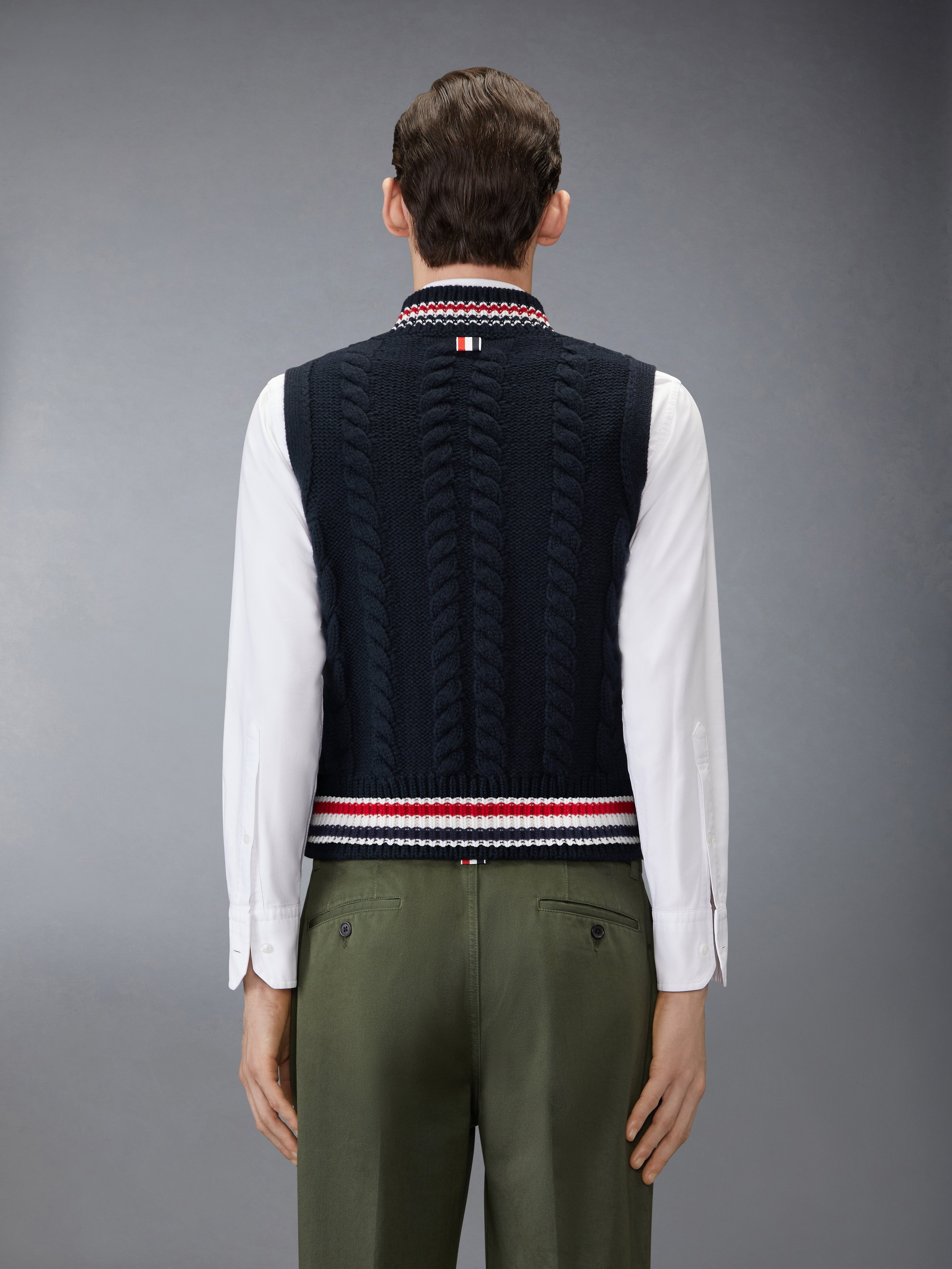 ARAN CABLE STITCH MERINO WOOL VEST - 3