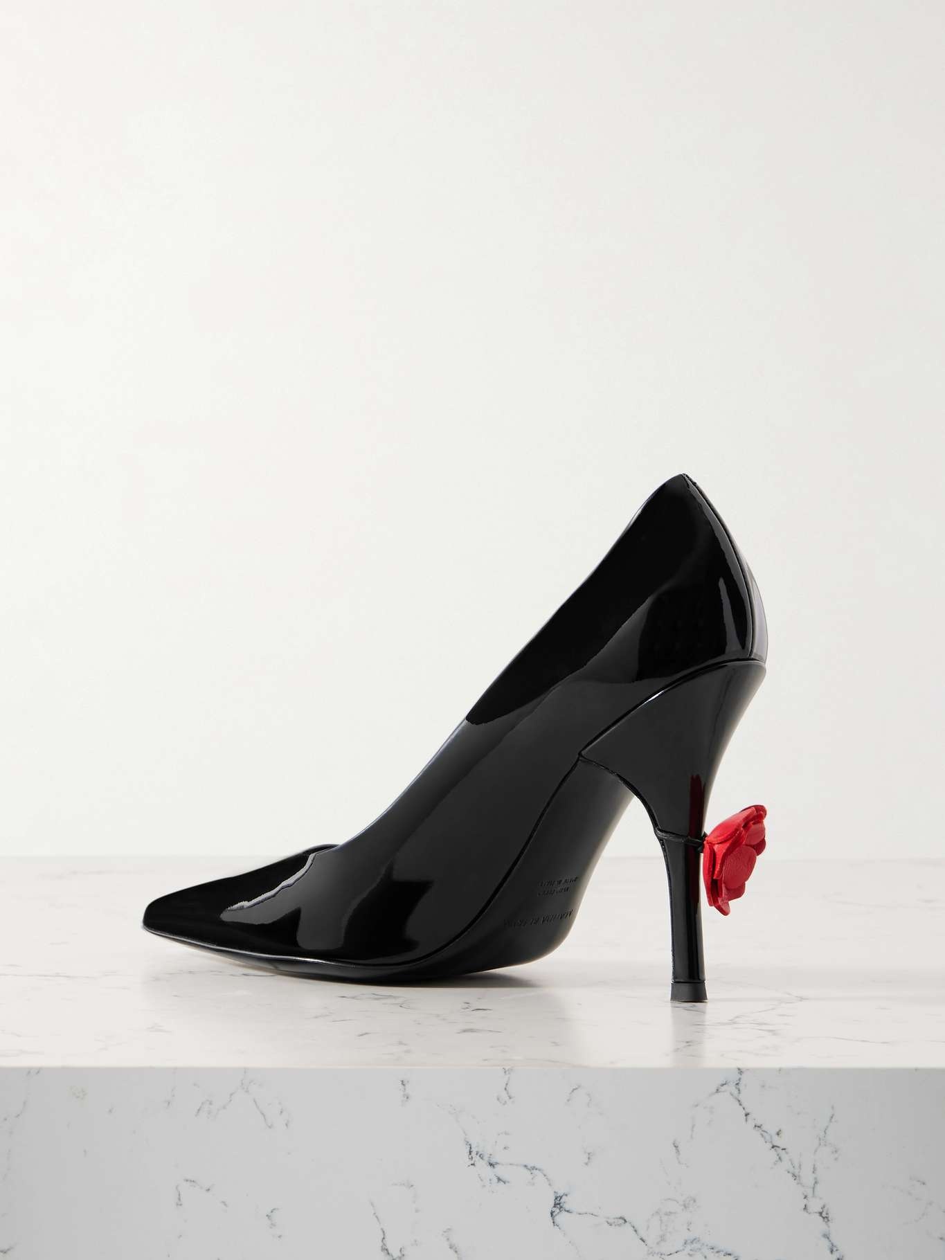 Appliquéd patent-leather pumps - 3
