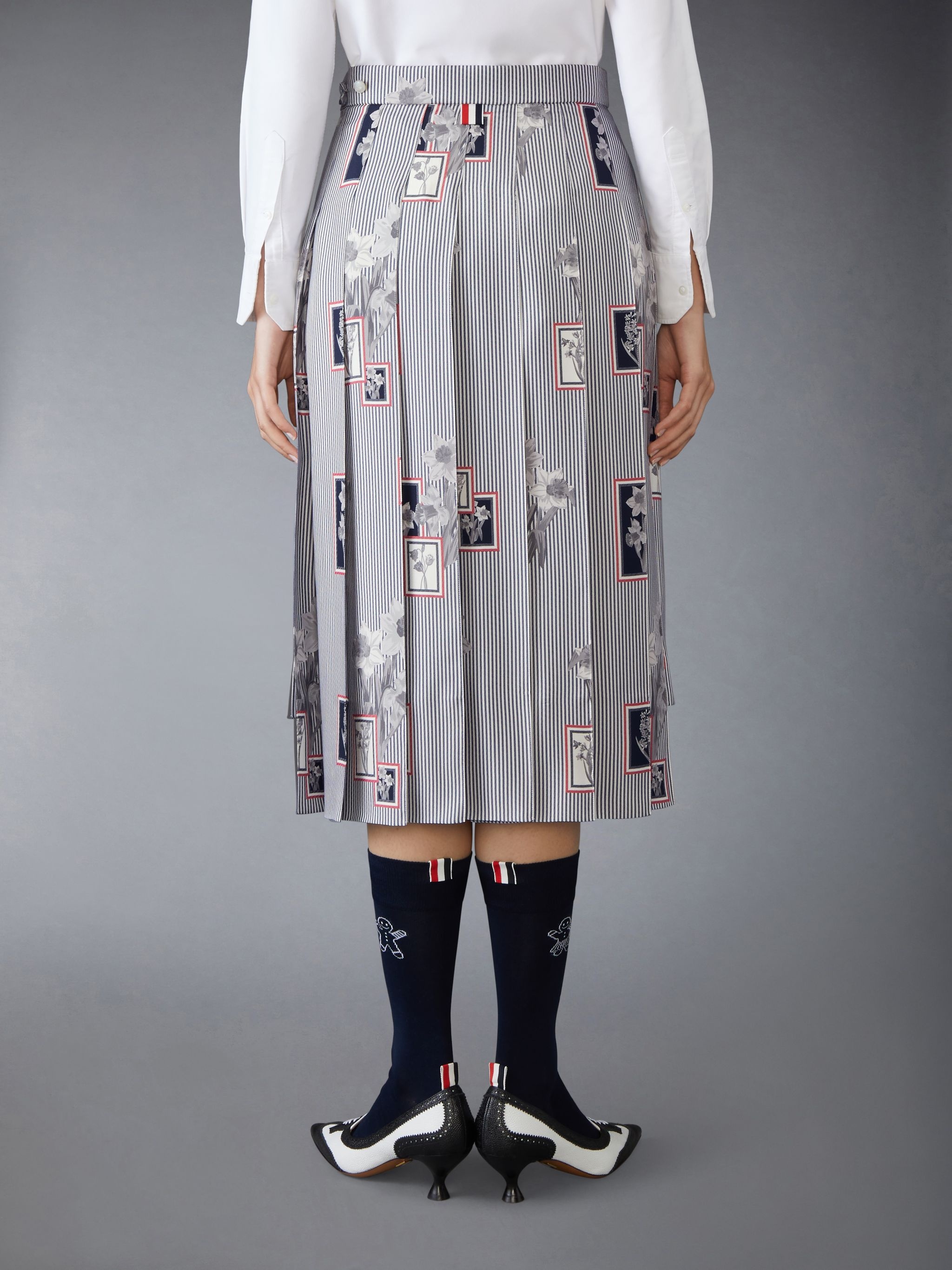 Classic Silk Twill Framed Floral Pleated Skirt - 3