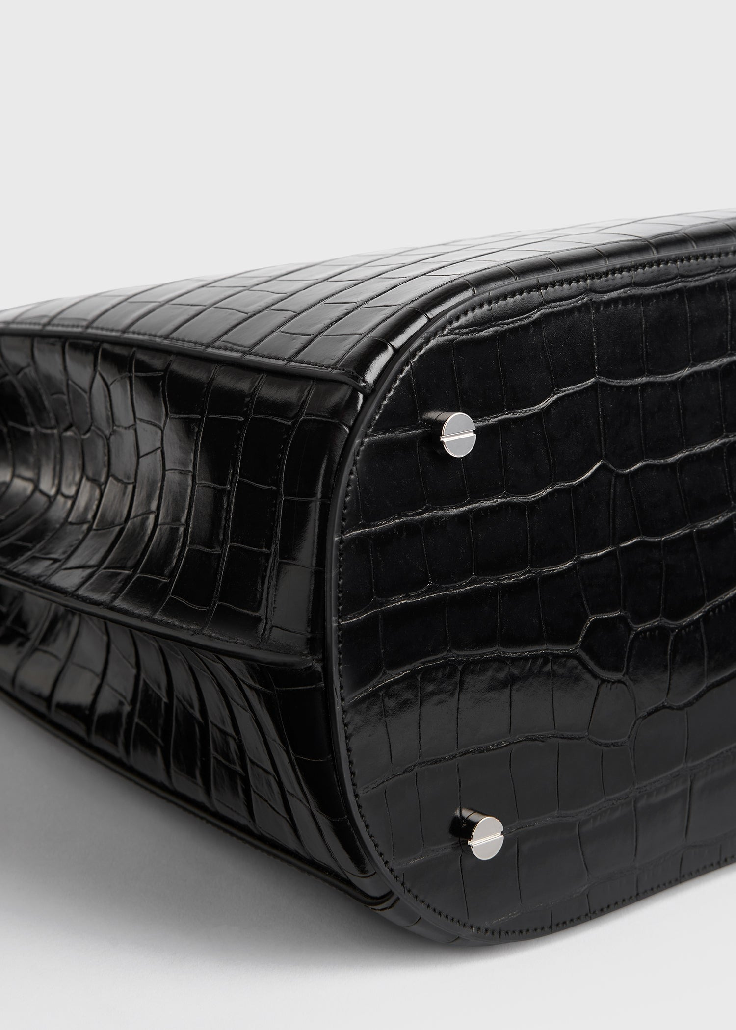 Belted croco-embossed bucket bag black - 8