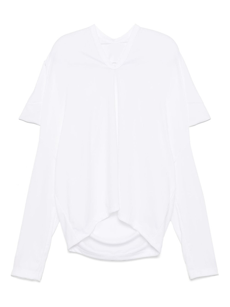 V-neck T-shirt 1