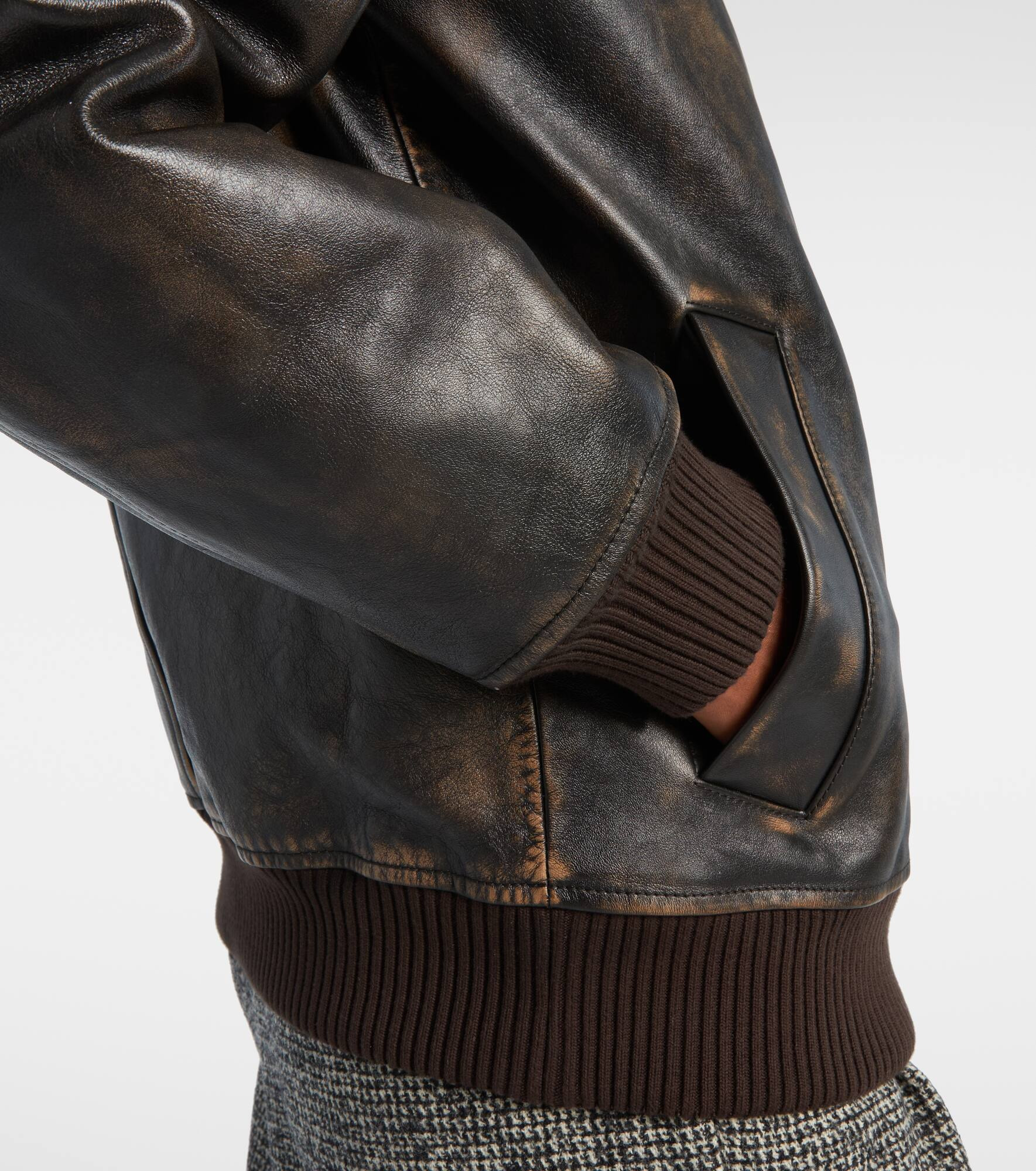 Shearling-trimmed leather bomber jacket - 5