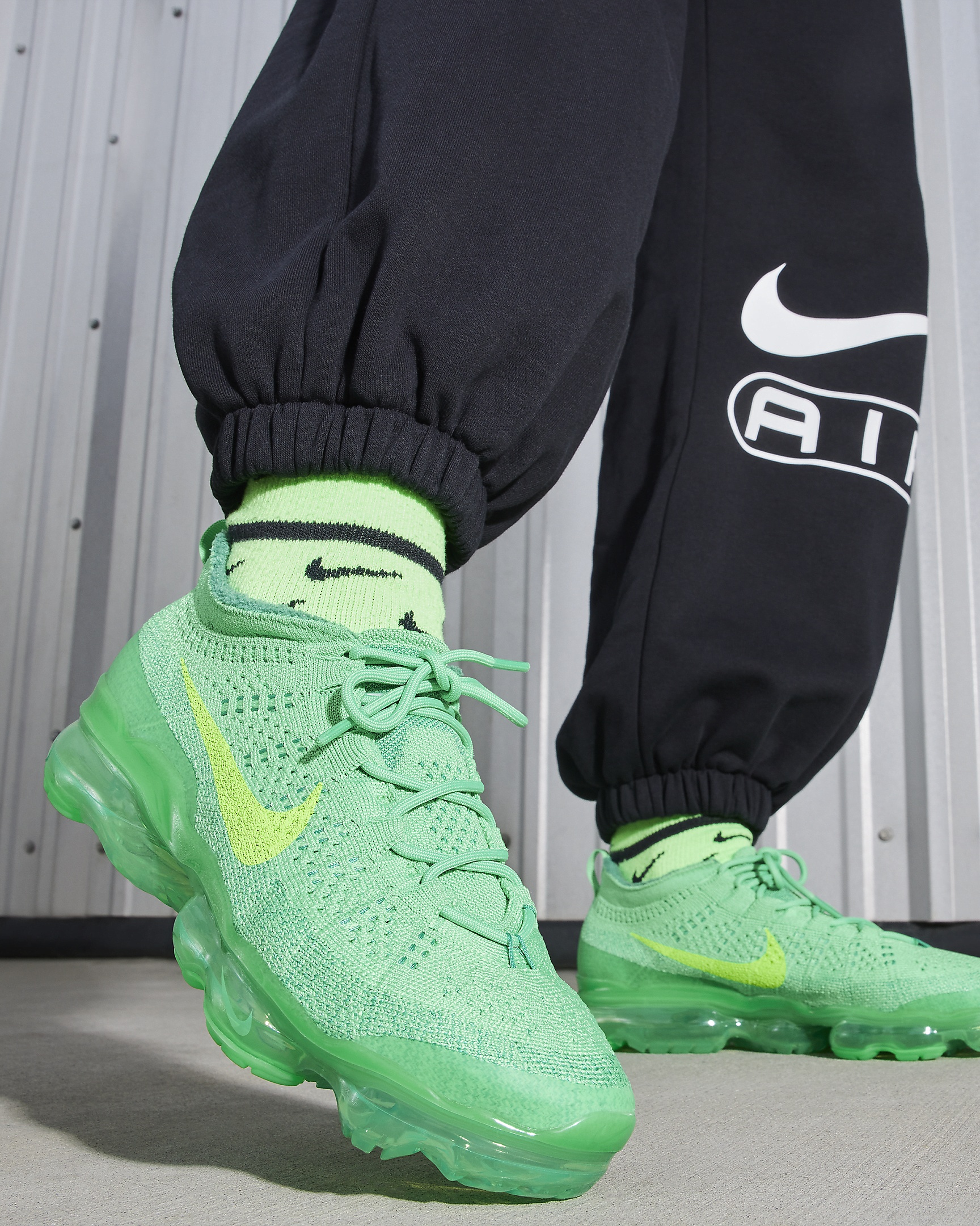 Nike Nike Air VaporMax 2023 Flyknit Women's Shoes | REVERSIBLE