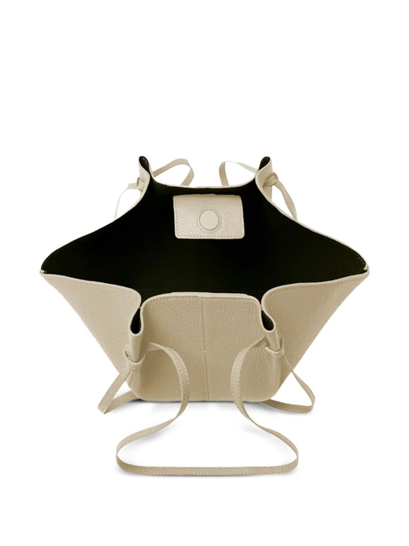 Yuzefi large Mochi pebble-grain shoulder bag outlook